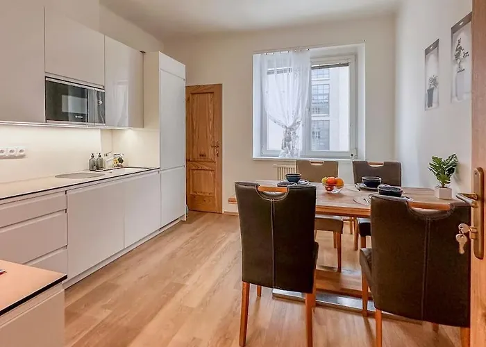 L'mai Riverside Appartement *
