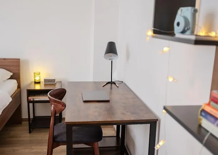 L'mai Riverside Appartement *